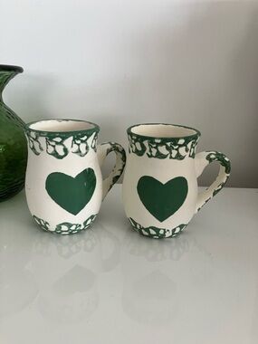 Cream Earthenware Mugs with Green Heart Accents (Pair)